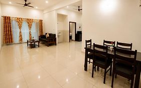Suvarna Elite - Premium Apartment Hotel
